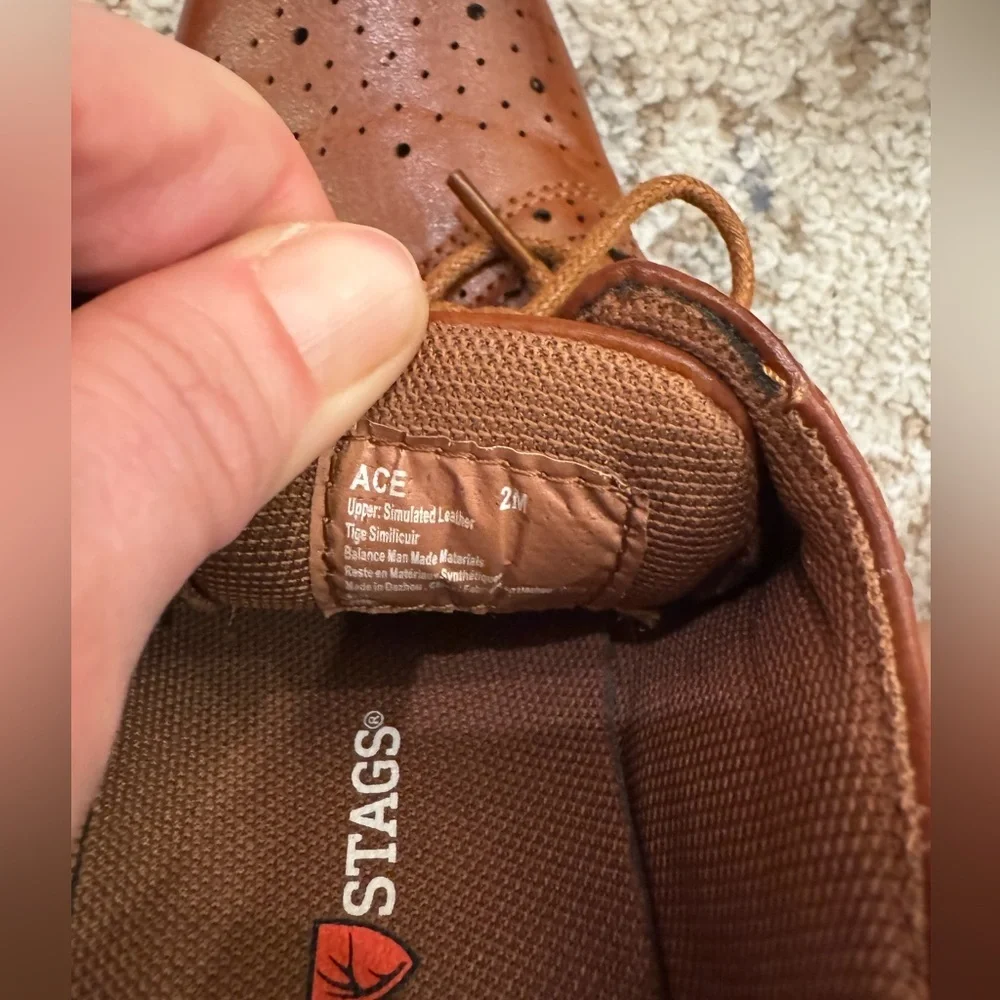 NWT Deer stags brown youth dress shoes